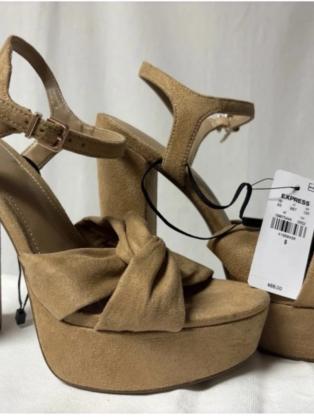 Express Women's Tan Suede Knot Platform Sandals 1 TIME WEAR!